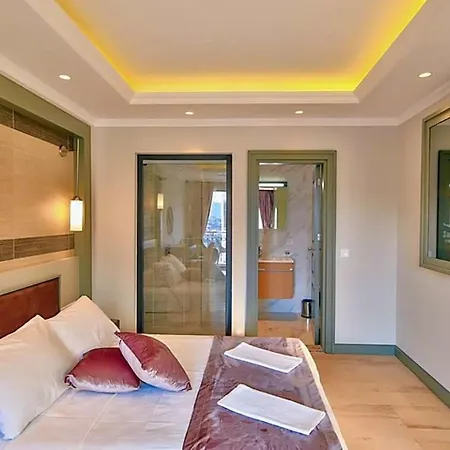 فيلة Sleeps 6 Pool Air Con Wifi T751293