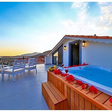 Sleeps 6 Pool Air Con Wifi T751293 فيلة