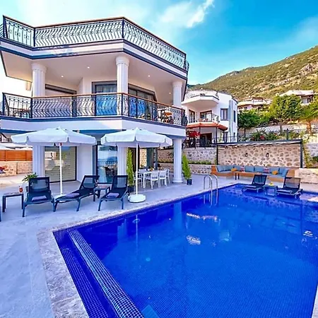 Sleeps 6 Pool Air Con Wifi T751293 كالكان