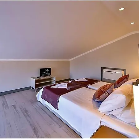 Sleeps 6 Pool Air Con Wifi T751293 كالكان